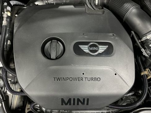 Used 2019 MINI Cooper 2-Door Hardtop w/ Storage Package image 62