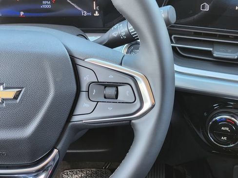 New 2026 Chevrolet Trax LT w/ Driver Confidence Package FWD image 21