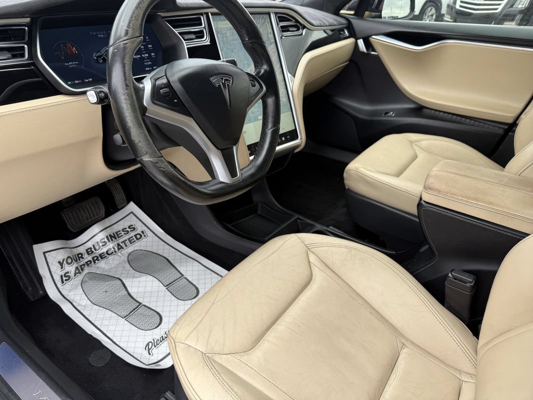 Used 2016 Tesla Model S 70D AWD/4WD image 30