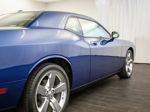 Used 2009 Dodge Challenger R/T image 29