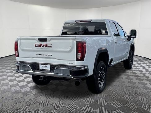 Used 2024 GMC Sierra 3500 SLE w/ SLE Convenience Package image 6