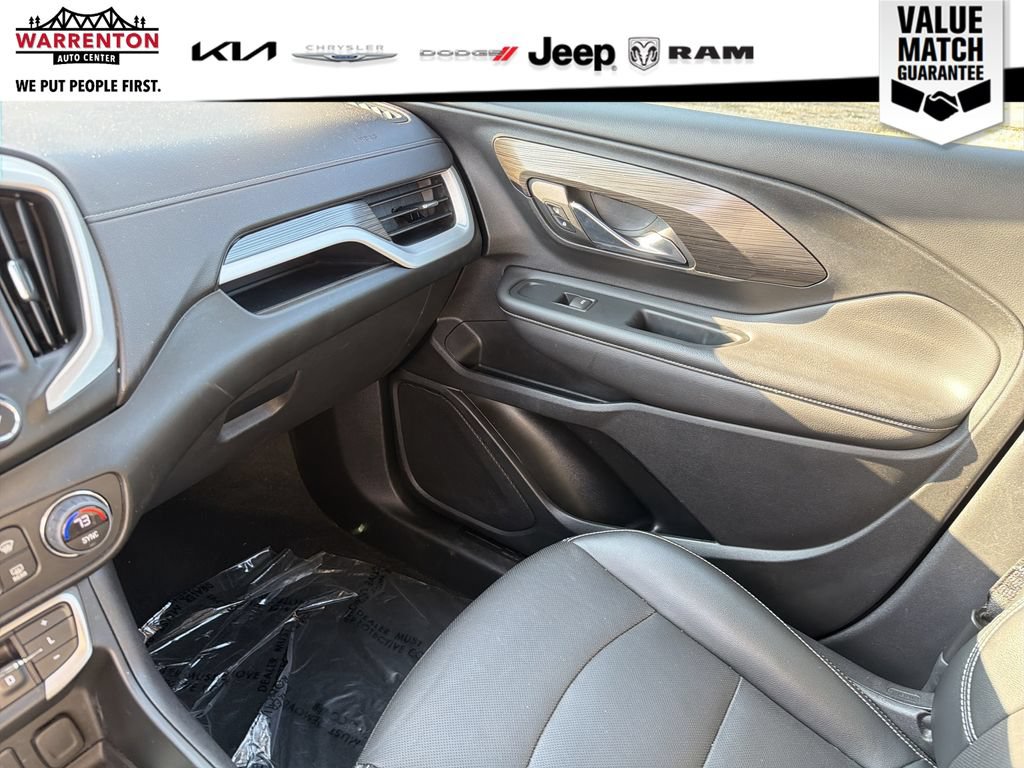 Used 2023 GMC Terrain SLT w/ Tech Package AWD/4WD image 29