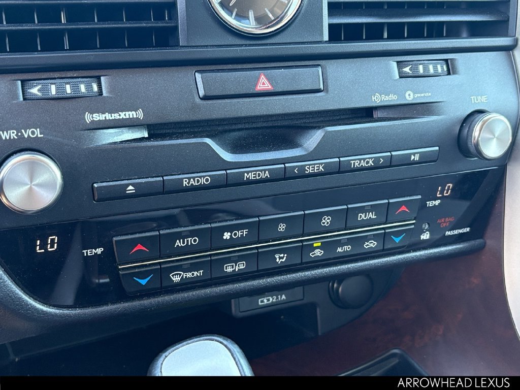 Used 2020 Lexus RX 450h AWD w/ Premium Package image 29