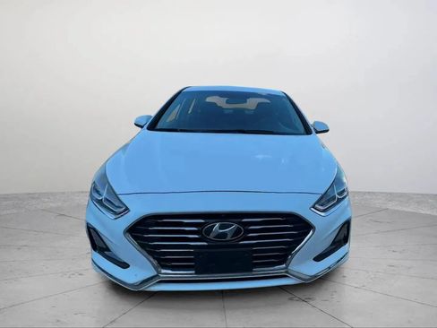 Used 2018 Hyundai Sonata SE FWD image 11