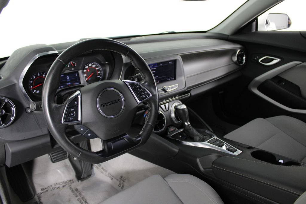 Used 2023 Chevrolet Camaro LT RWD image 16