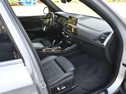 Used 2019 BMW X3 xDrive30i w/ Premium Package AWD/4WD image 11