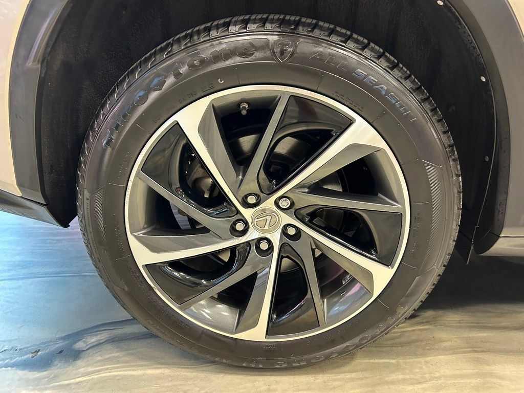 Used 2017 Lexus RX 450h AWD image 27