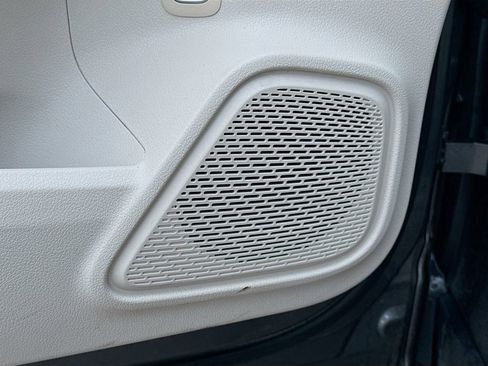 Used 2021 Mercedes-Benz GLA 250 w/ Premium Package image 23