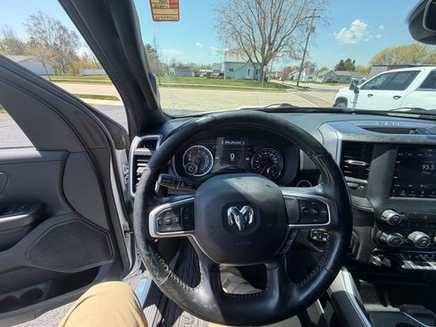 Used 2019 RAM 1500 Big Horn AWD/4WD image 9