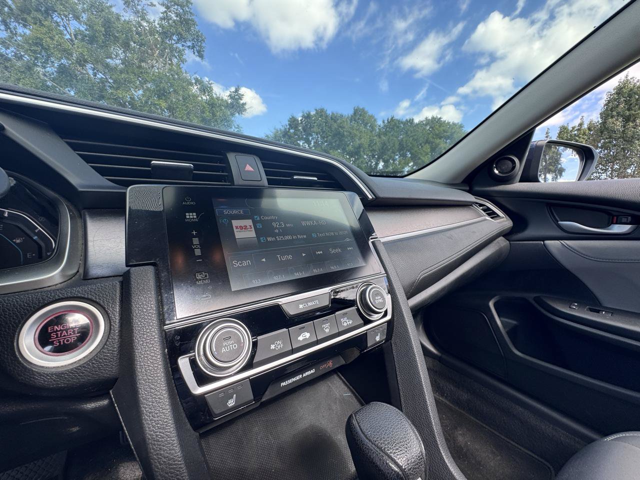 Used 2017 Honda Civic EX-T image 17