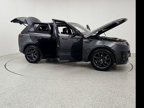 Certified 2023 Land Rover Range Rover Sport SE Dynamic image 10