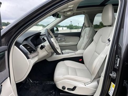 Certified 2024 Volvo XC90 B6 Plus w/ Protection Package AWD/4WD image 17