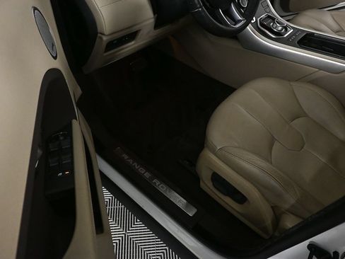 Used 2013 Land Rover Range Rover Evoque Pure Plus AWD/4WD image 7