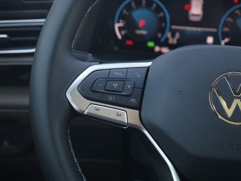 New 2026 Volkswagen Atlas SEL image 10