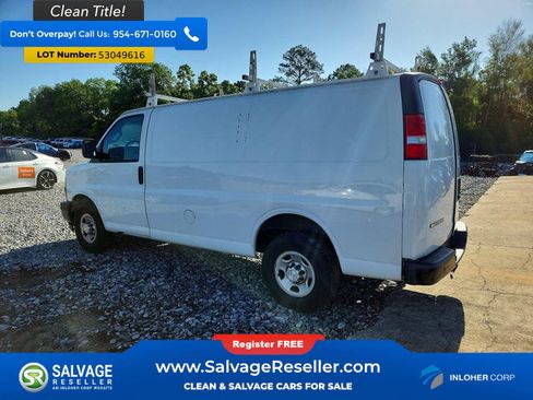 Used 2020 Chevrolet Express 2500 w/ Driver Convenience Package RWD image 3