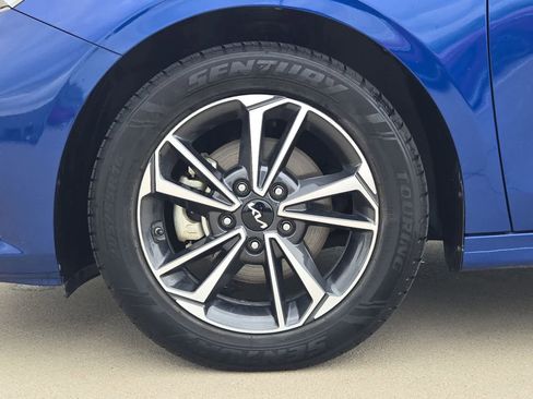 Used 2024 Kia Forte LXS FWD image 13