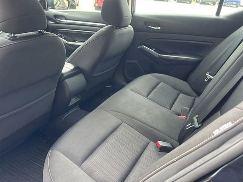 Used 2021 Nissan Altima 2.5 SV image 11