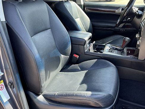 Used 2017 Lexus GX 460 Premium w/ Premium Package AWD/4WD image 14