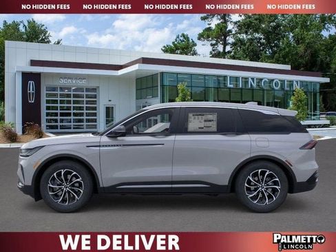 New 2026 Lincoln Nautilus Premier image 3