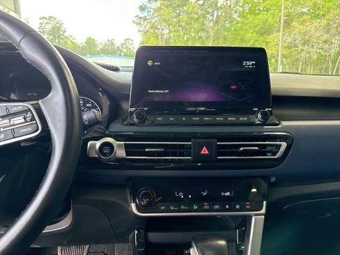 Used 2022 Kia Seltos S image 6