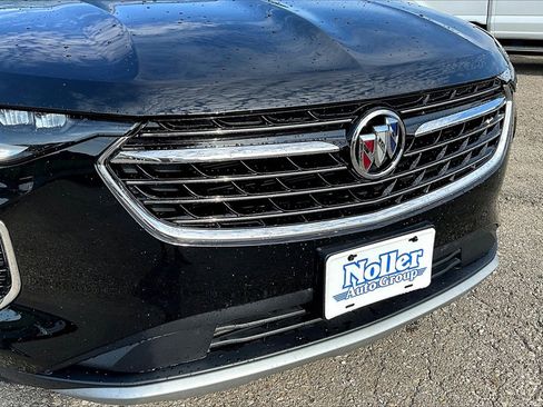 Used 2023 Buick Envision Essence image 28
