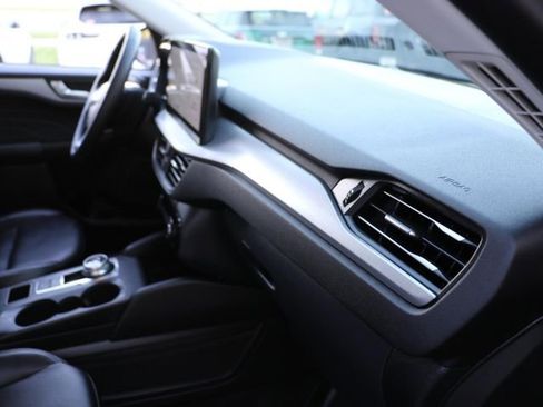 Used 2023 Ford Escape Platinum AWD/4WD image 10