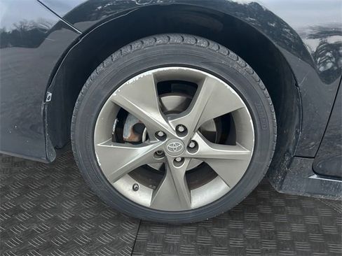 Used 2012 Toyota Camry SE image 9