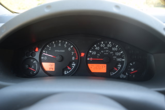 Used 2010 Nissan Frontier SE AWD/4WD image 17