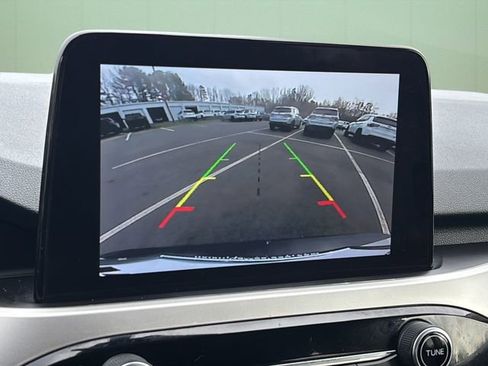 Used 2020 Ford Escape SE image 26