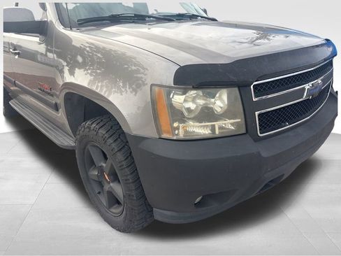 Used 2007 Chevrolet Avalanche LT w/ LT Preferred Equipment Group image 4