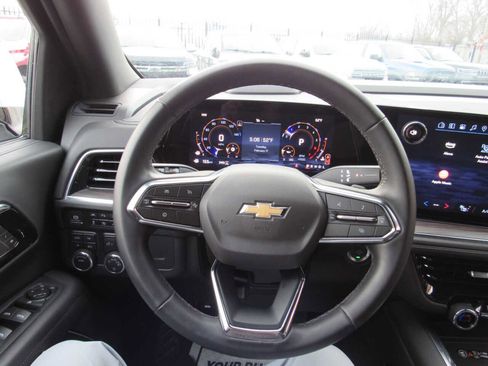 Used 2025 Chevrolet Tahoe LT AWD/4WD image 20