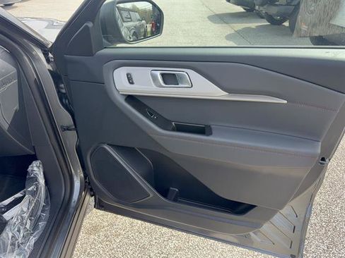 New 2026 Ford Explorer Active image 23