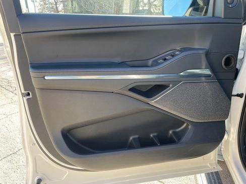 New 2025 Lincoln Navigator Reserve w/ Jet Appearance Package image 10