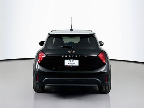 Used 2025 MINI Cooper 2-Door Hardtop FWD image 5