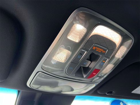 Certified 2025 Genesis GV70 2.5T w/ Sport Prestige Package image 34