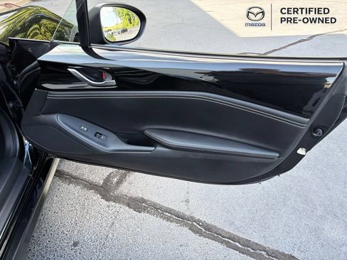 Used 2022 MAZDA MX-5 Miata RF Grand Touring RWD image 19