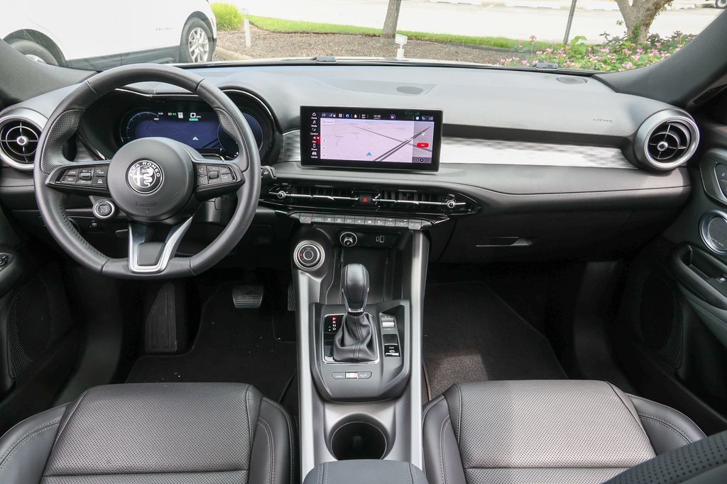 Used 2024 Alfa Romeo Tonale Ti AWD/4WD image 8
