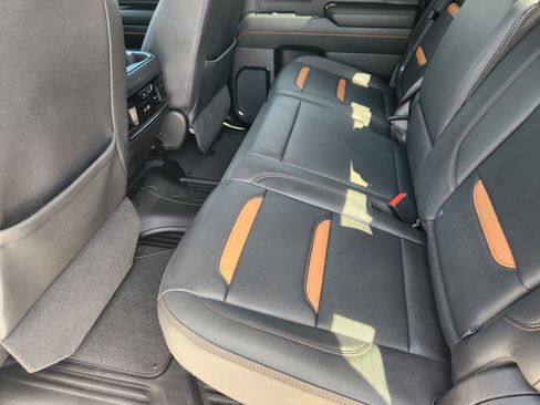 Used 2024 GMC Sierra 1500 AT4 w/ Technology Package AWD/4WD image 31
