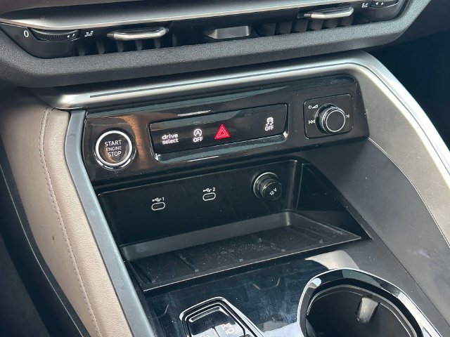 Certified 2026 Audi Q5 Premium Plus w/ Premium Plus AWD/4WD image 32