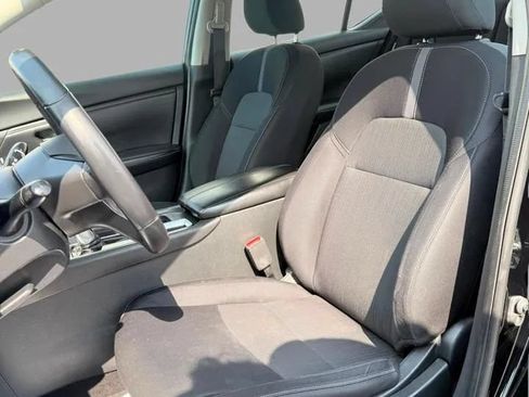 Used 2020 Nissan Sentra SV FWD image 28