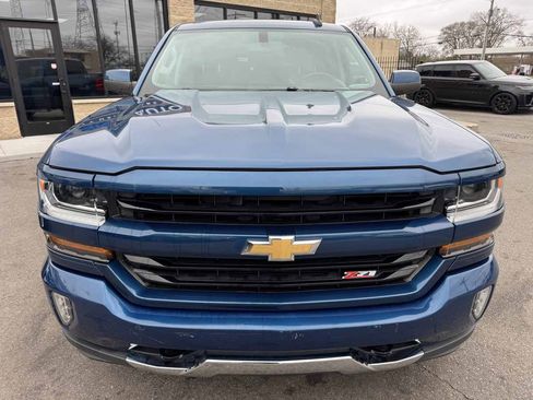 Used 2018 Chevrolet Silverado 1500 LT w/ All Star Edition image 2