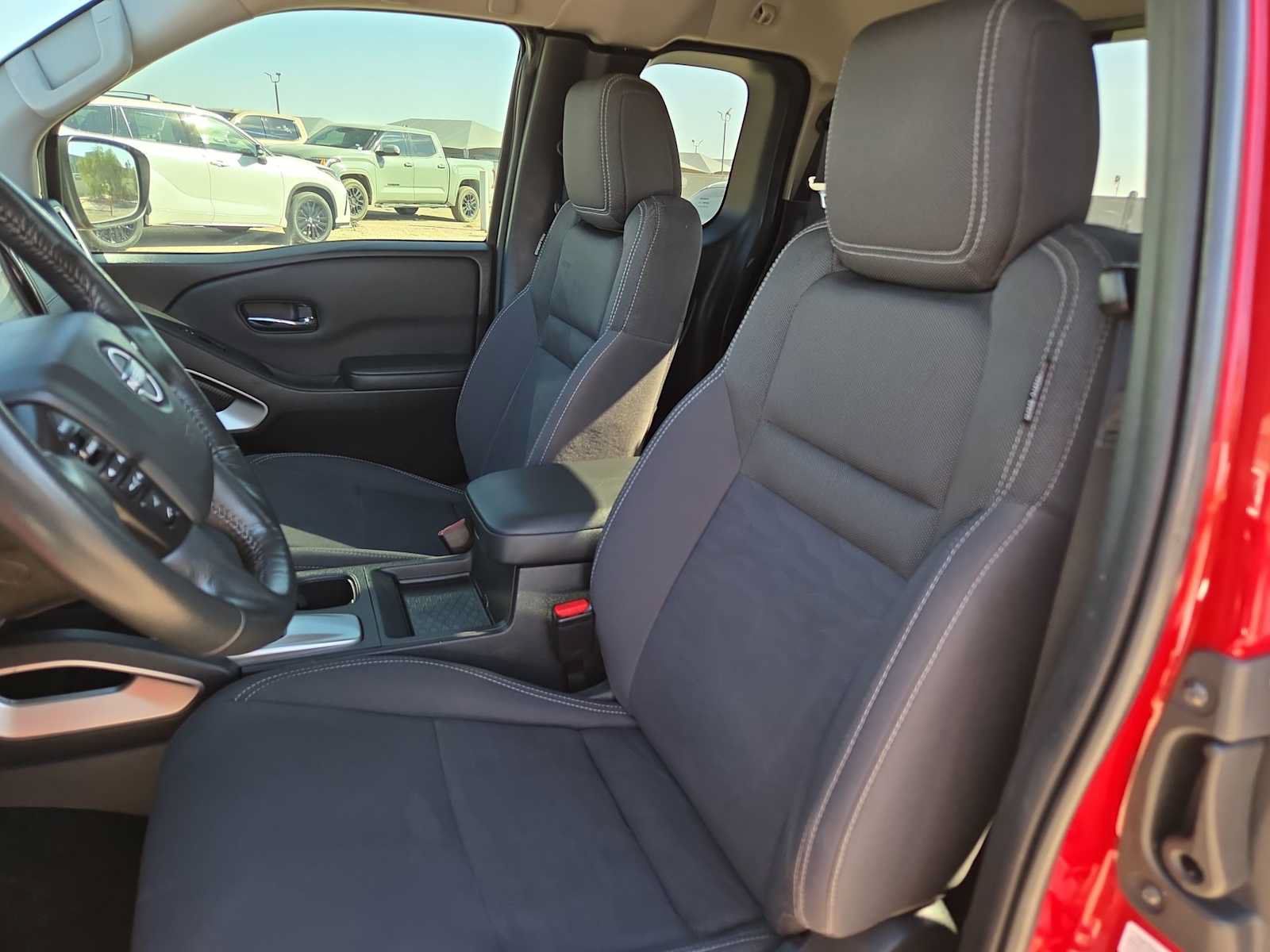 Used 2022 Nissan Frontier SV RWD image 15