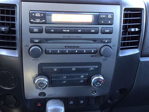 Used 2011 Nissan Titan SV w/ SV Premium Utility Pkg image 22