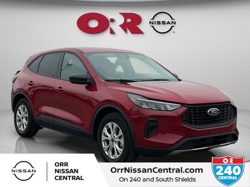 Used 2025 Ford Escape Active FWD image 3