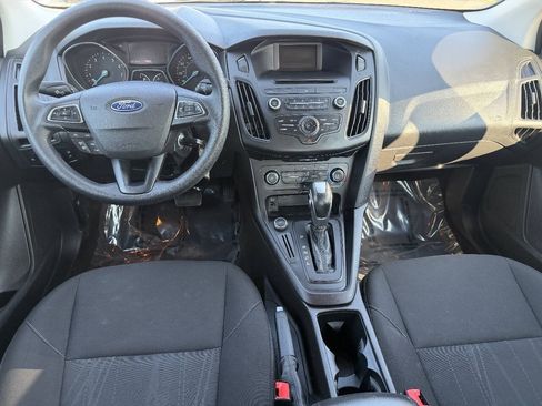 Used 2016 Ford Focus SE FWD image 23