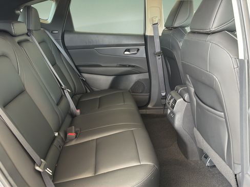 Certified 2025 Nissan Murano SV AWD/4WD image 15