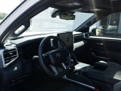 Used 2024 Toyota Sequoia Platinum AWD/4WD image 11
