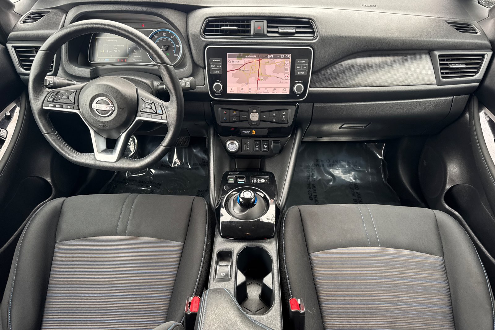 Certified 2025 Nissan Leaf SV Plus FWD image 16