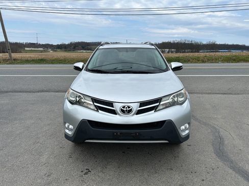 Used 2014 Toyota RAV4 XLE image 4
