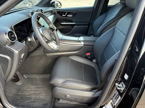 Used 2026 Mercedes-Benz GLC 300 4MATIC image 14